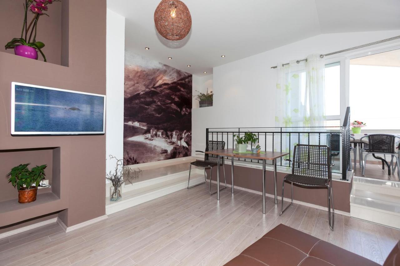 Apartmani Iva Tucepi Exterior photo