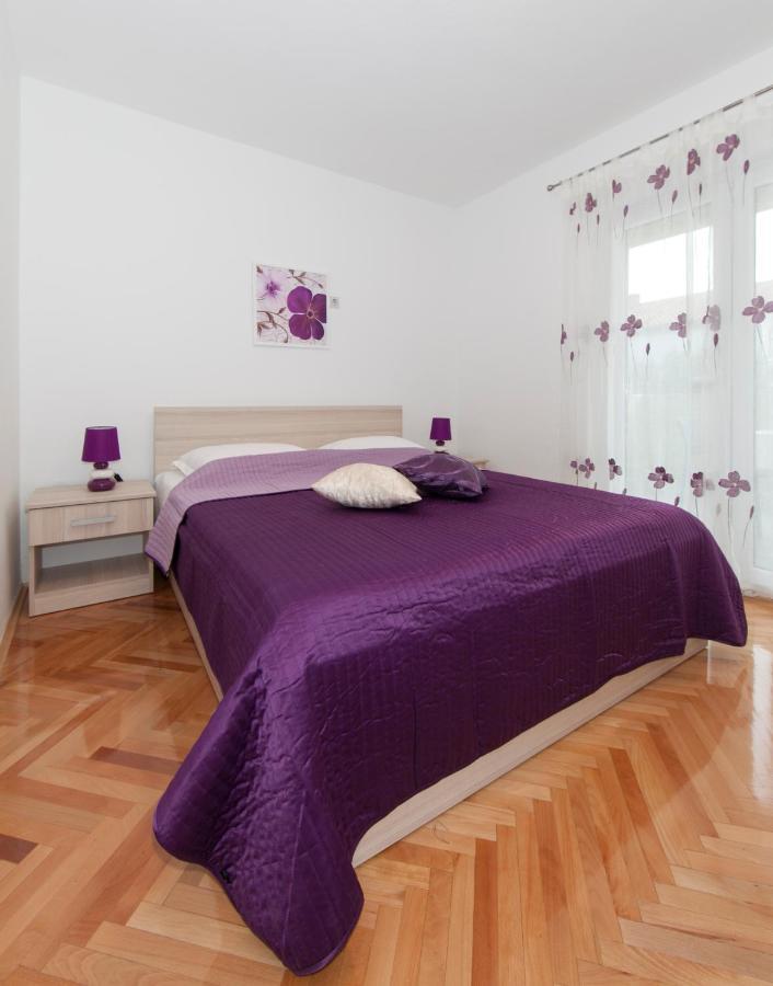 Apartmani Iva Tucepi Exterior photo