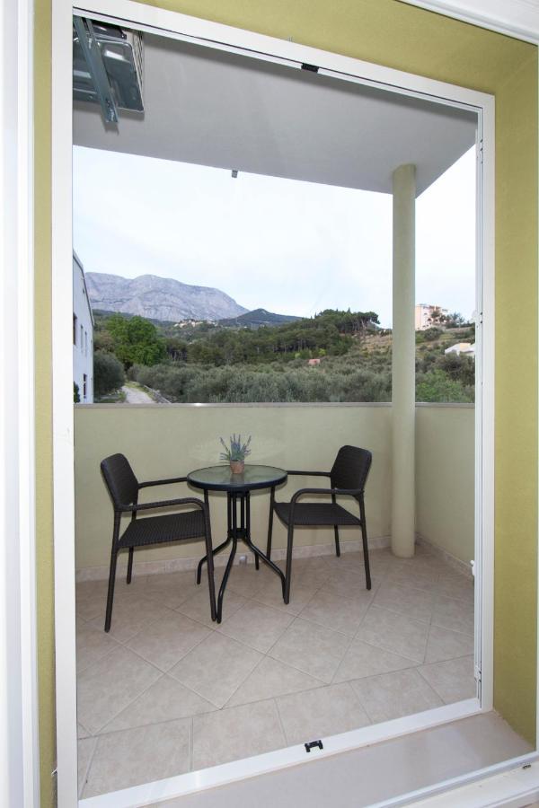 Apartmani Iva Tucepi Exterior photo