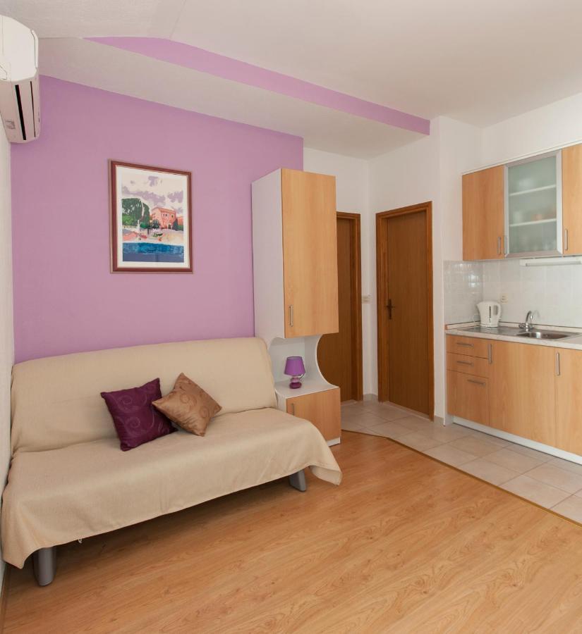 Apartmani Iva Tucepi Exterior photo