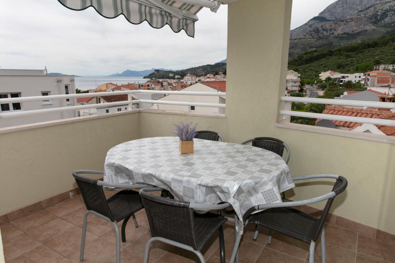 Apartmani Iva Tucepi Exterior photo